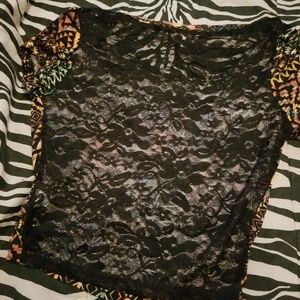 brand new crop top cute lace and design